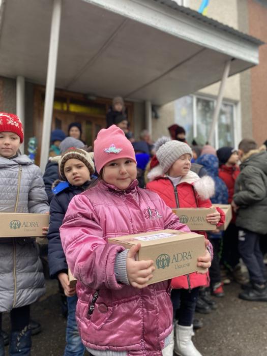 Bénéficiaires de l'opération colis de Noël 2022 en Ukraine (décembre 2022).