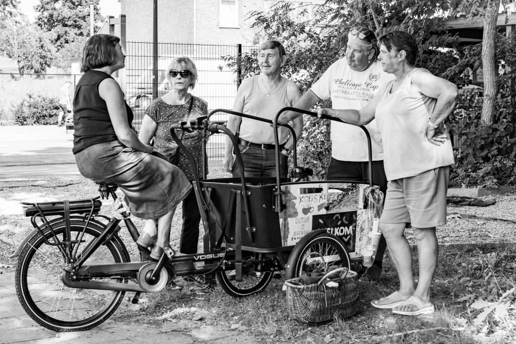 Opbouwwerker met bakfiets in Leopoldsburg