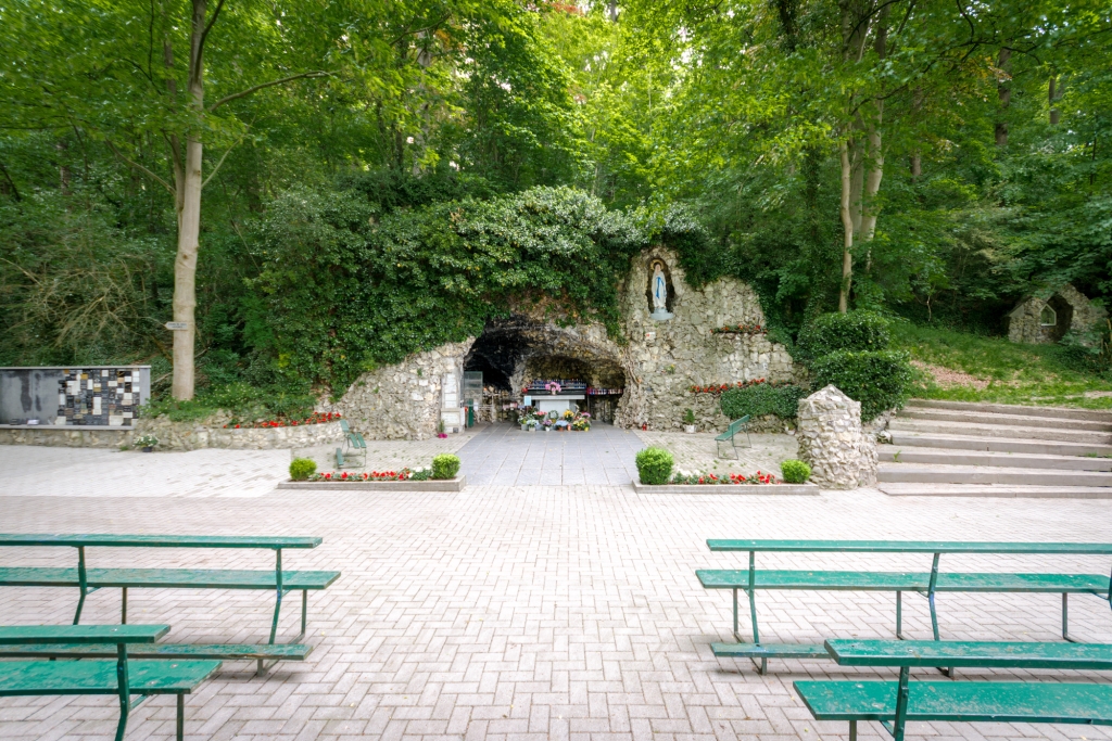 Petit Lourdes
